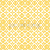 patterned-wallpaper-quatrefoil-in-the-summer