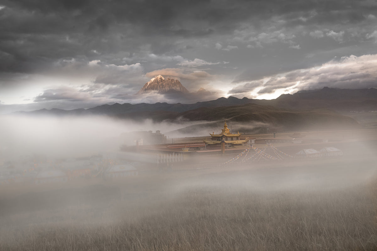 photo-wallpaper-muya-pagoda-and-yala-snow-mountain-x