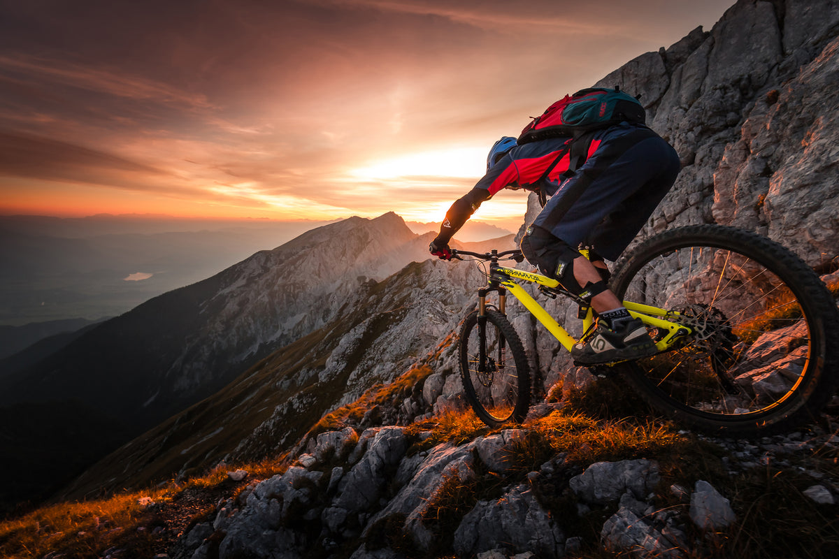 photo-wallpaper-golden-hour-high-alpine-ride