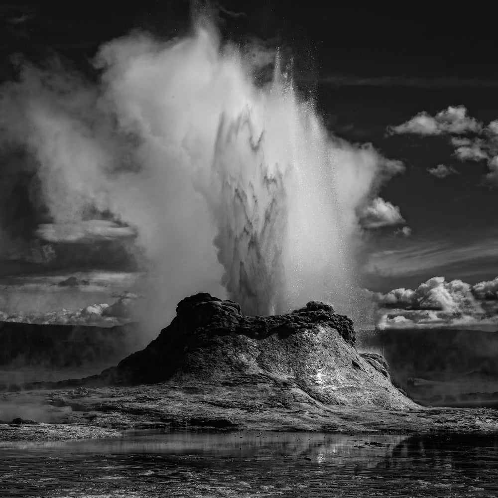 photo-wallpaper-castle-geyser