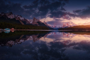 photo-wallpaper-maligne-mountains