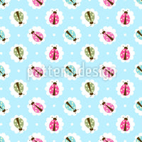 patterned-wallpaper-sweet-ladybug