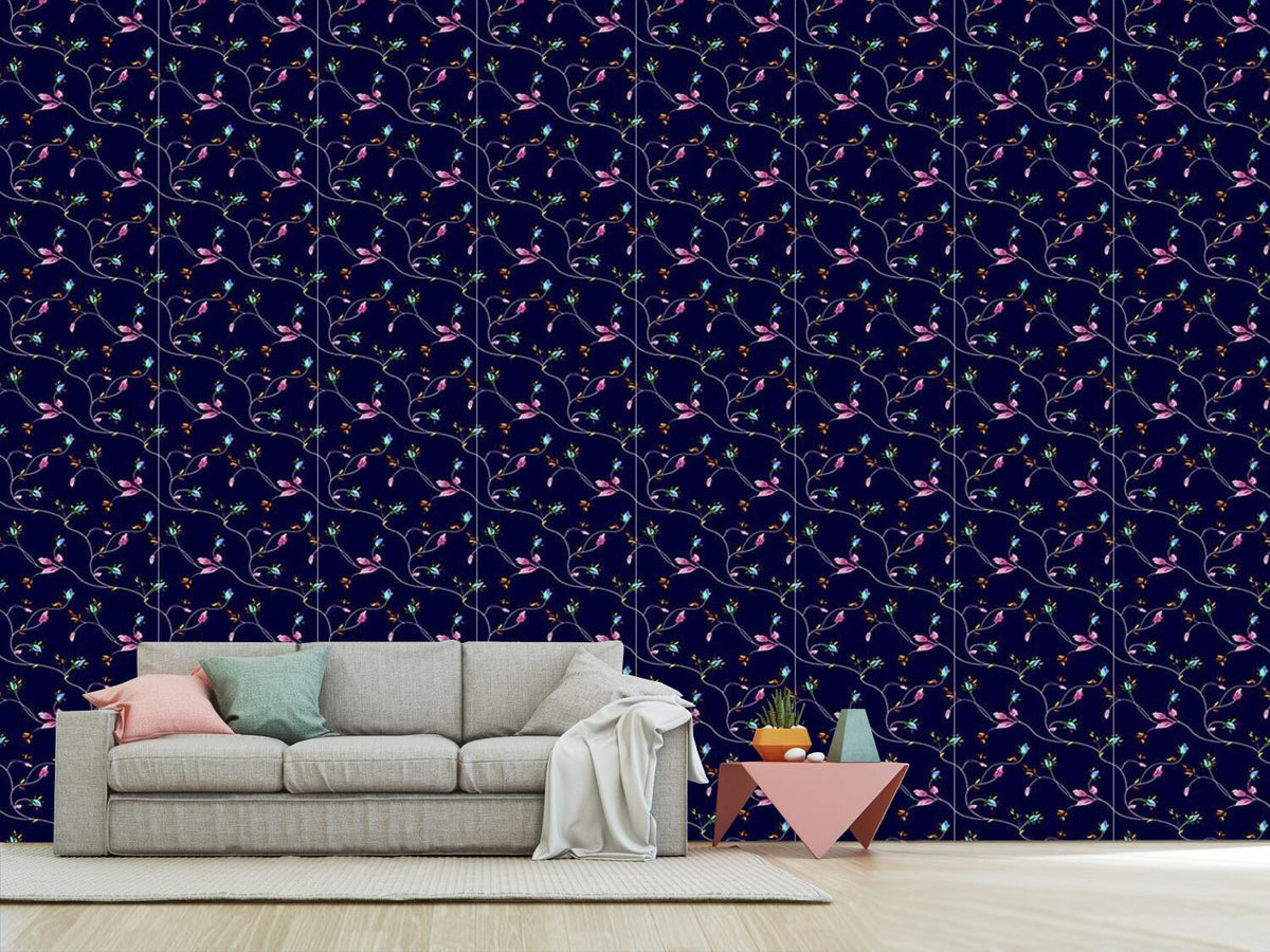 patterned-wallpaper-rose-tendrils-night