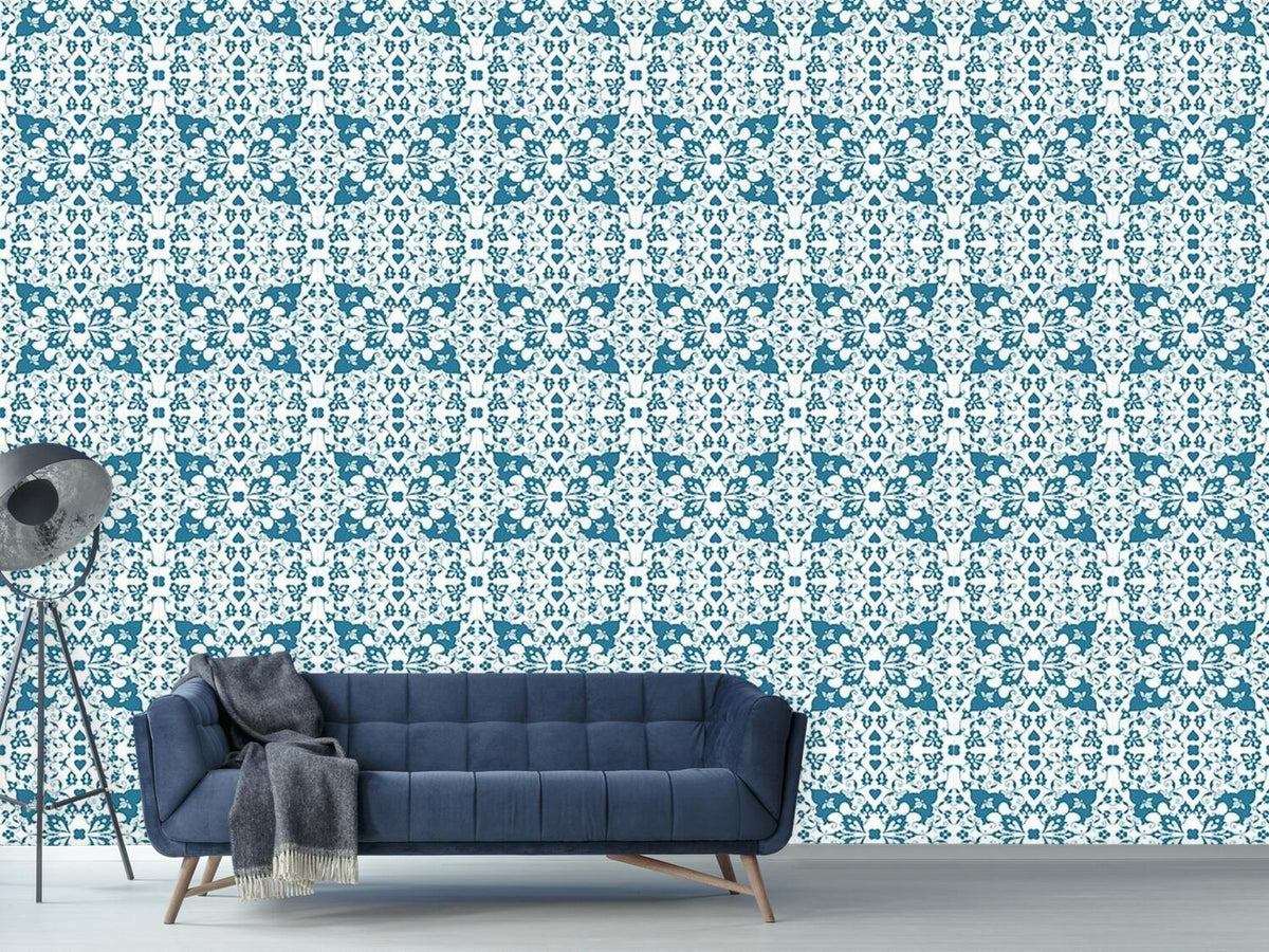 patterned-wallpaper-arabesque