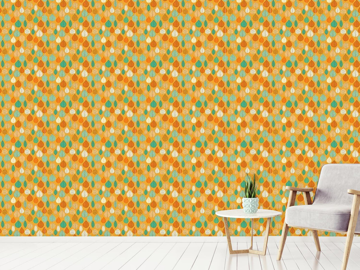 patterned-wallpaper-the-falling-leaves