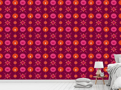 patterned-wallpaper-pink-make-up-box