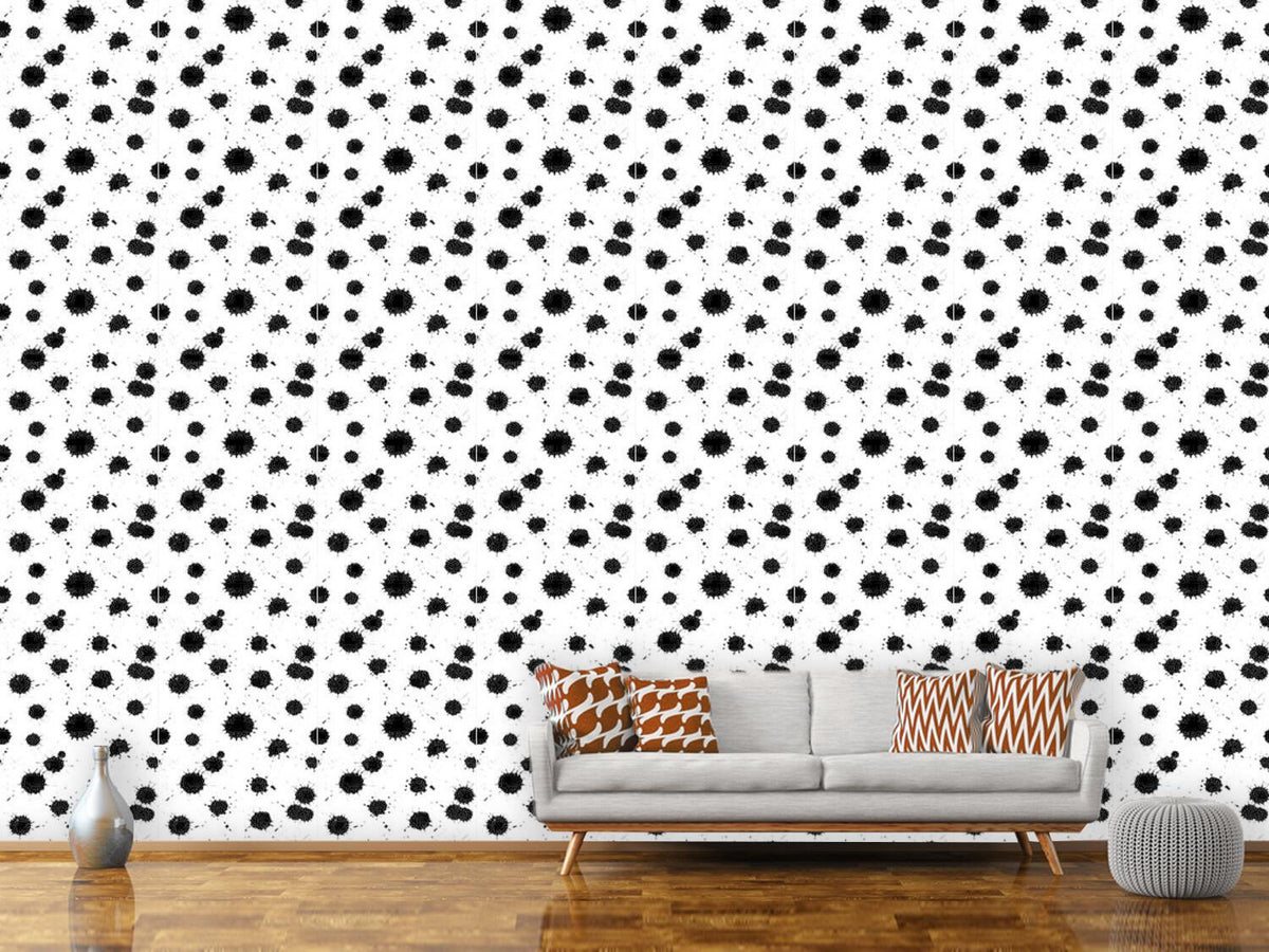 patterned-wallpaper-spray-paint