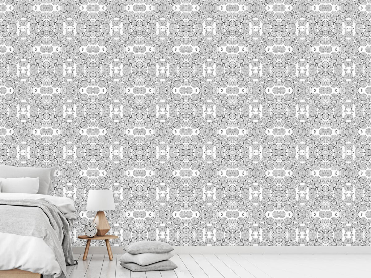 patterned-wallpaper-circulating-flowers