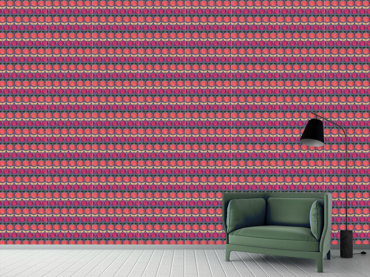 patterned-wallpaper-rows-of-roses