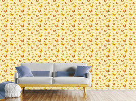 patterned-wallpaper-action-painting-butterfly