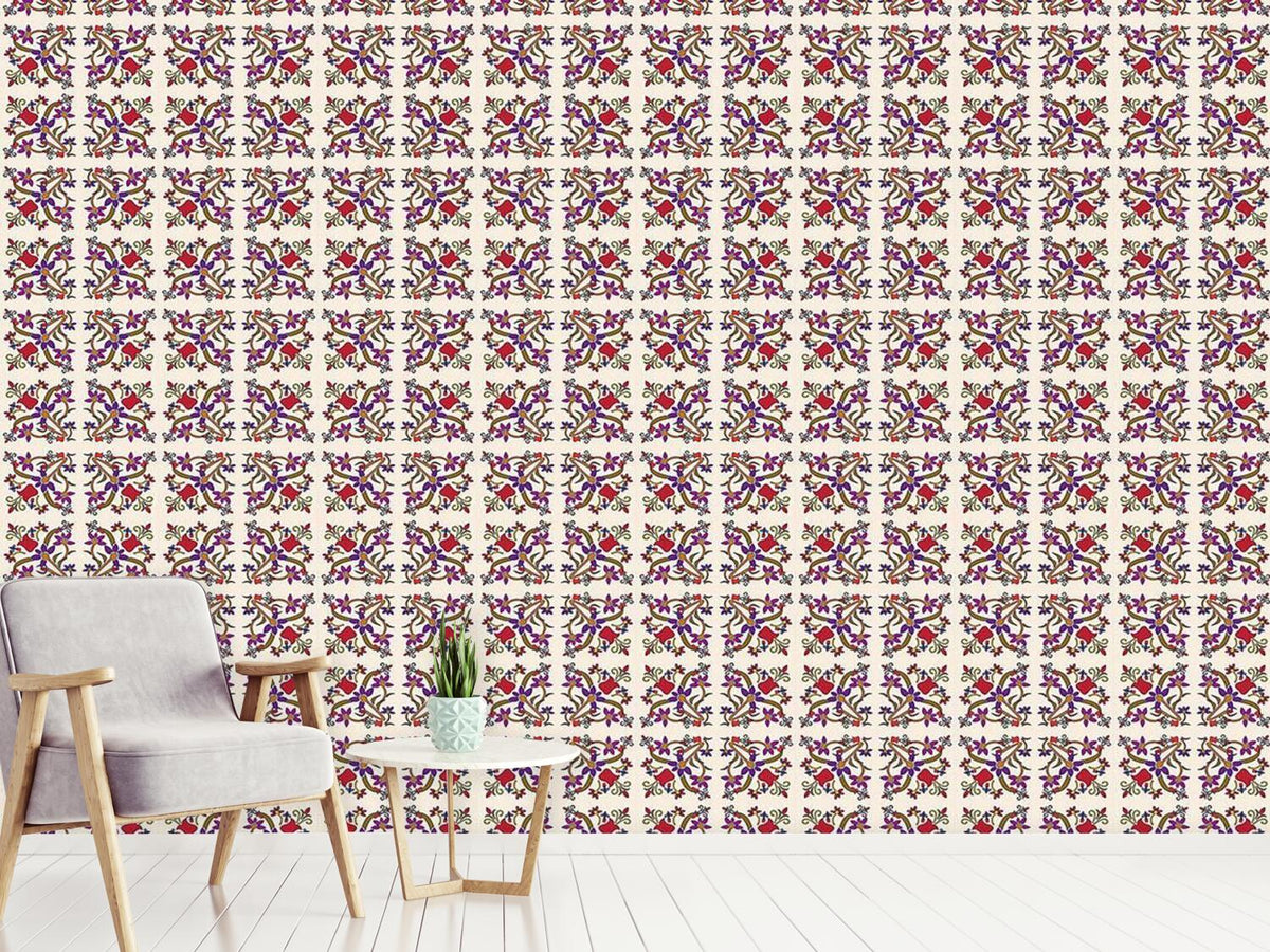 patterned-wallpaper-fantasyflowers-cream