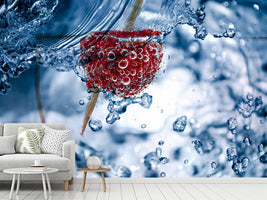 photo-wallpaper-raspberry-in-the-water