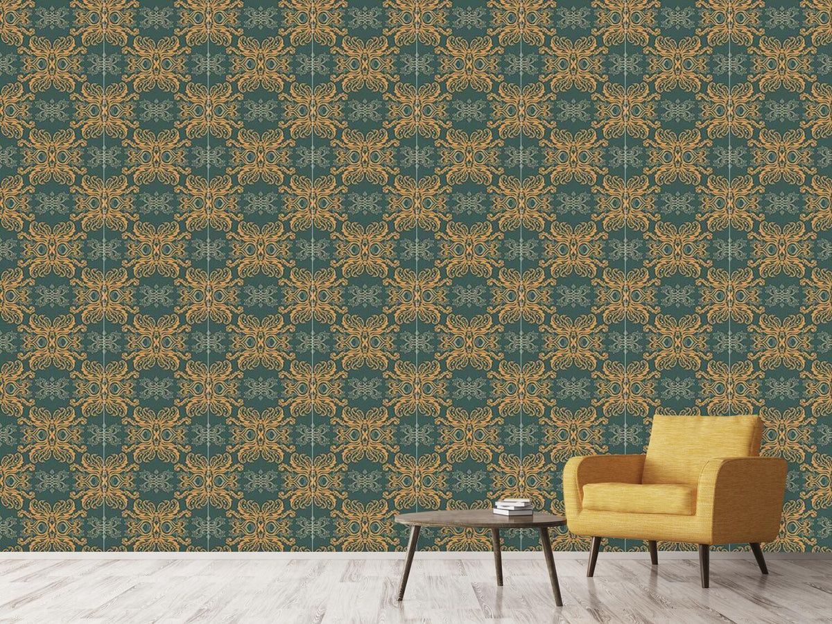 patterned-wallpaper-opulence-is-spreading