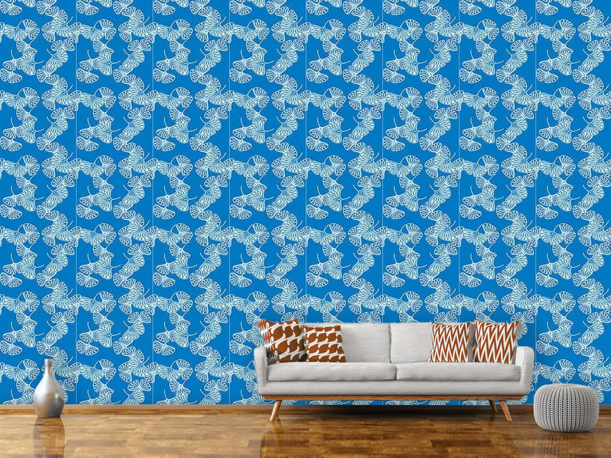 patterned-wallpaper-ginkgo-on-water