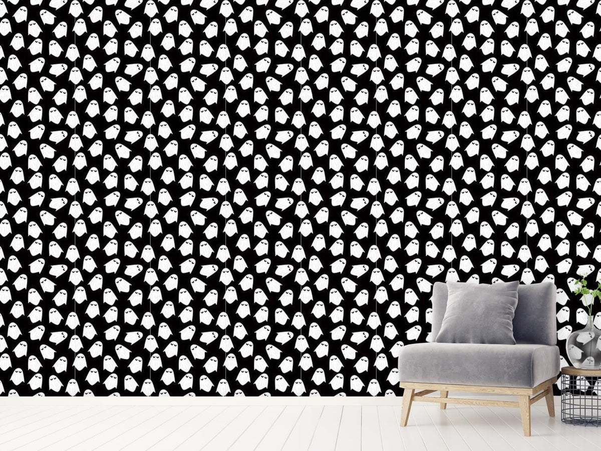 patterned-wallpaper-sleep-well-little-ghosts