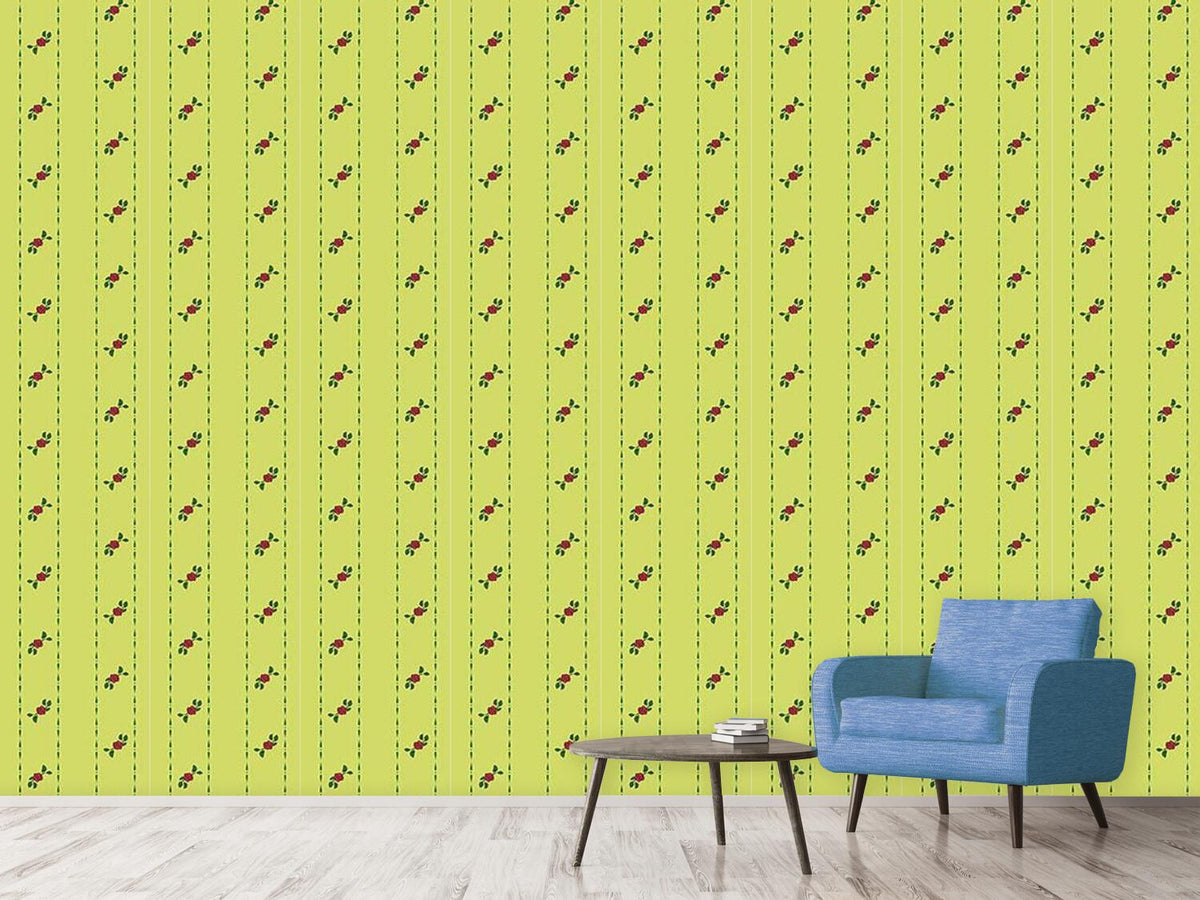 patterned-wallpaper-roses-on-green